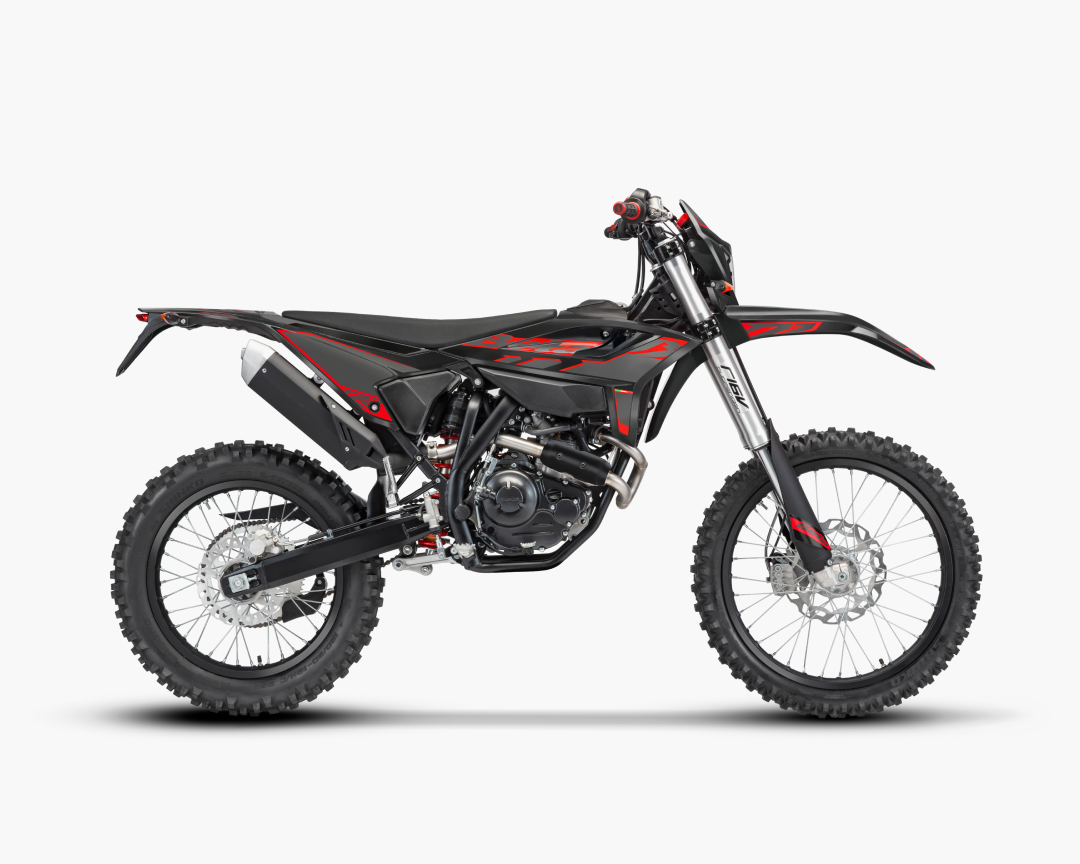 Beta RR 4T 125 T Enduro in Schwarz und Rot